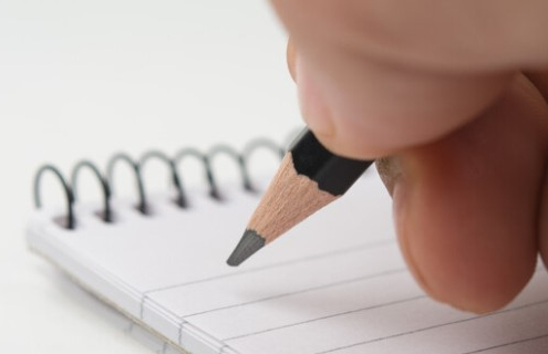 What Landlords Can Learn From The World’s Largest Industrial Property Owner_hand taking notes with pencil_canstockphoto25766284 770x320