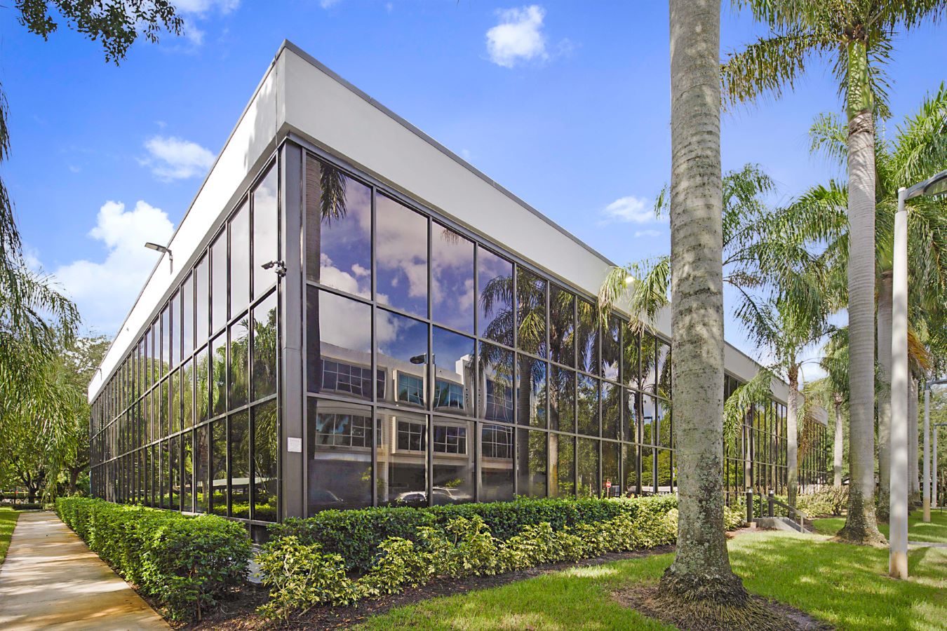 2201 Corporate Blvd NW-6